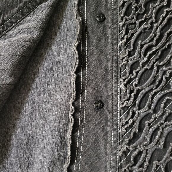 Great Cavalier by St. Paul Detailed Denim Jacket - Picture 9 of 11